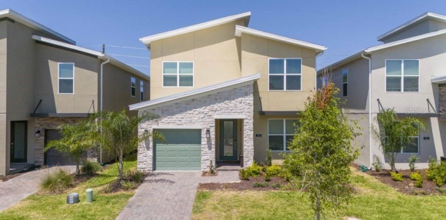 House in Davenport, Florida 5 bedrooms, 286.23 sq.m. № 1562065