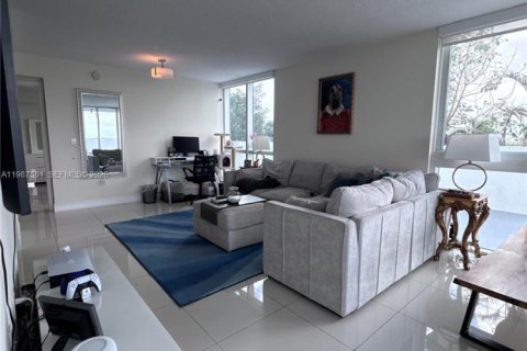 Купить кондоминиум в Майами, Флорида 2 спальни, 94.95м2, № 2048903 - фото 19