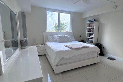Купить кондоминиум в Майами, Флорида 2 спальни, 94.95м2, № 2048903 - фото 9
