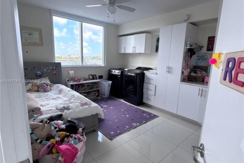Купить кондоминиум в Майами, Флорида 2 спальни, 94.95м2, № 2048903 - фото 15