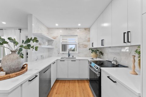 Copropriété à vendre à Pompano Beach, Floride: 2 chambres, 84.54 m2 № 2439383 - photo 10