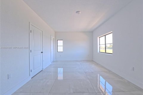 Купить виллу или дом в Флорида-Сити, Флорида 5 спален, 168.15м2, № 2259927 - фото 21