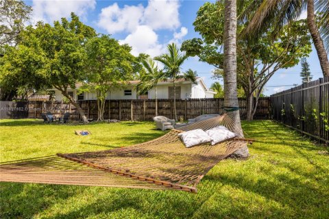 Casa en venta en Miami, Florida, 4 dormitorios, 151.52 m2 № 1821850 - foto 14
