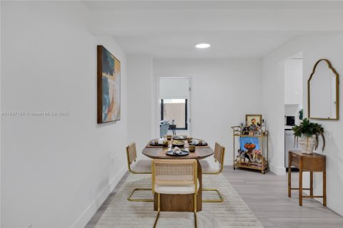 Casa en venta en Miami, Florida, 4 dormitorios, 151.52 m2 № 1821850 - foto 6