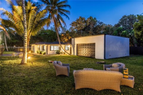 Casa en venta en Miami, Florida, 4 dormitorios, 151.52 m2 № 1821850 - foto 1