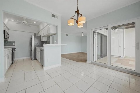 Copropriété à vendre à Treasure Island, Floride: 2 chambres, 93.83 m2 № 2322382 - photo 9