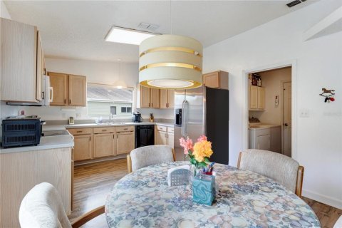 Casa en venta en Leesburg, Florida, 2 dormitorios, 121.52 m2 № 2214188 - foto 9