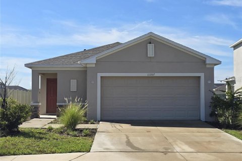 House in Palmetto, Florida 3 bedrooms, 147.25 sq.m. № 2366527
