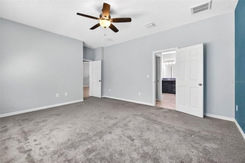 House in Fish Hawk, Florida 4 bedrooms, 222.5 sq.m. № 1791504 - photo 16