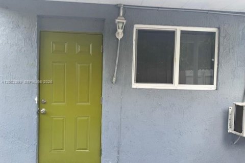 House in Miramar, Florida 4 bedrooms № 2066294 - photo 20