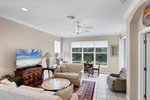 House in Venice, Florida 3 bedrooms, 154.96 sq.m. № 2352314 - photo 10