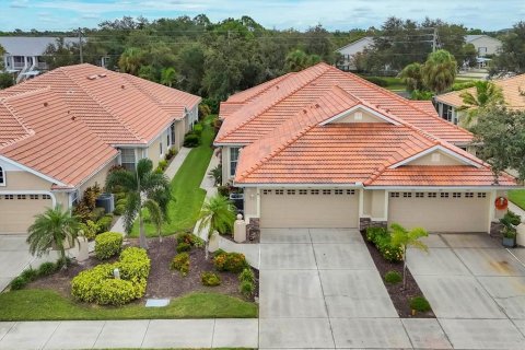 House in Venice, Florida 3 bedrooms, 154.96 sq.m. № 2352314 - photo 3