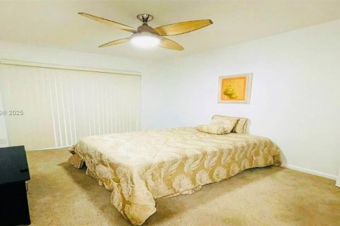 Condo in Deerfield Beach, Florida, 2 bedrooms  № 1736069 - photo 8