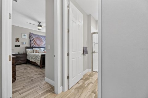 Купить виллу или дом в Фиш-Хок, Флорида 14 комнат, 335.84м2, № 2239734 - фото 20