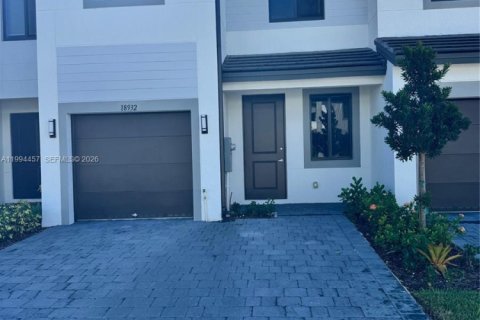 Таунхаус в Хомстед, Флорида 4 спальни, 154.78м2 № 2056207