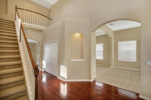 Villa ou maison à louer à Riverview, Floride: 5 chambres, 320.79 m2 № 2389324 - photo 7