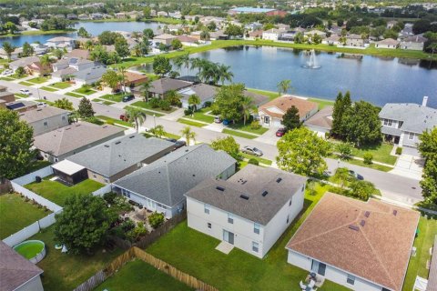 House in Orlando, Florida 5 bedrooms, 280.56 sq.m. № 2354537 - photo 4