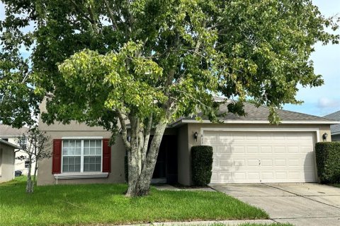 House in Orlando, Florida 5 bedrooms, 280.56 sq.m. № 2354537 - photo 3