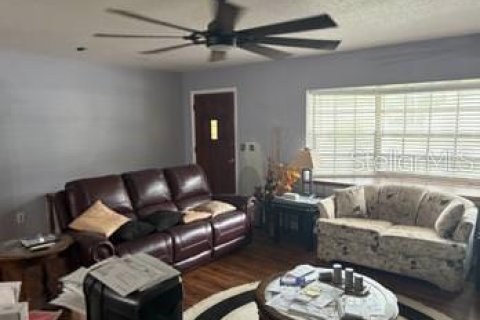 House in Inverness, Florida 2 bedrooms, 166.48 sq.m. № 1879049 - photo 4