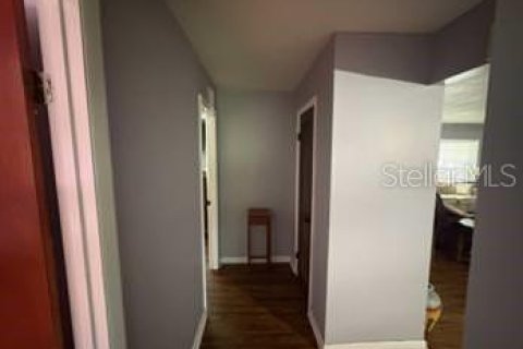 House in Inverness, Florida 2 bedrooms, 166.48 sq.m. № 1879049 - photo 5