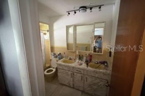 House in Inverness, Florida 2 bedrooms, 166.48 sq.m. № 1879049 - photo 7
