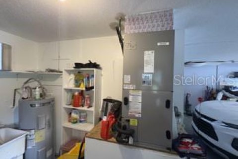 House in Inverness, Florida 2 bedrooms, 166.48 sq.m. № 1879049 - photo 17