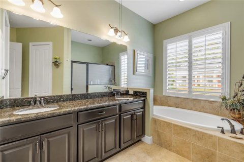 Duplex à vendre à New Smyrna Beach, Floride: 3 chambres, 180.14 m2 № 2157994 - photo 25