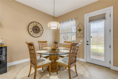 Duplex à vendre à New Smyrna Beach, Floride: 3 chambres, 180.14 m2 № 2157994 - photo 10