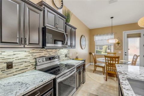 Duplex à vendre à New Smyrna Beach, Floride: 3 chambres, 180.14 m2 № 2157994 - photo 14