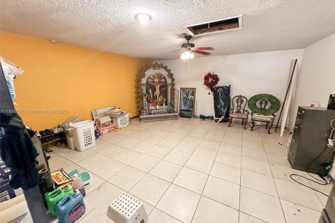 House in Pembroke Pines, Florida 4 bedrooms, 196.4 sq.m. № 1874546 - photo 28