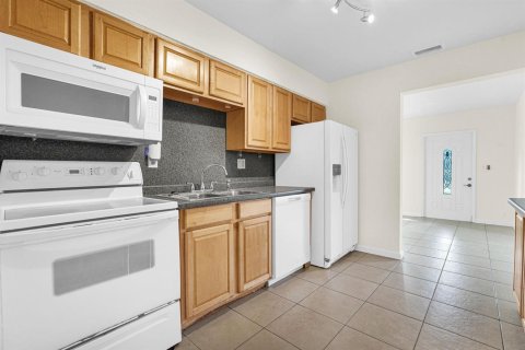 House in Oakland Park, Florida 3 bedrooms, 92.62 sq.m. № 2081928 - photo 21