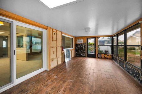 Copropriété à vendre à Saint Petersburg, Floride: 3 chambres, 129.32 m2 № 1780188 - photo 13