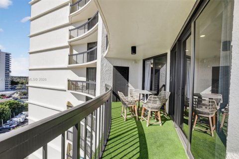 Купить кондоминиум в Бока-Ратон, Флорида 2 спальни, 175.77м2, № 2001619 - фото 27