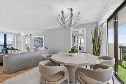 Купить кондоминиум в Бока-Ратон, Флорида 2 спальни, 175.77м2, № 2001619 - фото 23