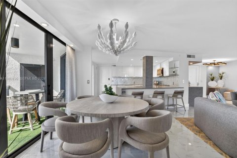 Купить кондоминиум в Бока-Ратон, Флорида 2 спальни, 175.77м2, № 2001619 - фото 25