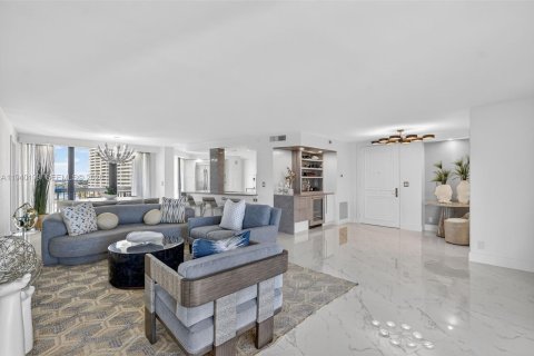 Купить кондоминиум в Бока-Ратон, Флорида 2 спальни, 175.77м2, № 2001619 - фото 7