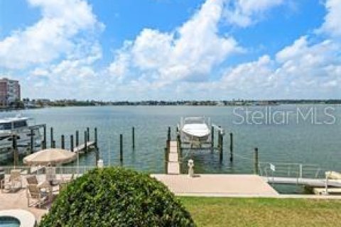 Condominio en alquiler en Redington Shores, Florida, 3 dormitorios, 185.34 m2 № 1813037 - foto 4
