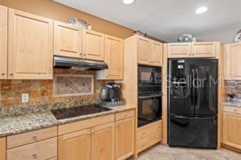 Condominio en alquiler en Redington Shores, Florida, 3 dormitorios, 185.34 m2 № 1813037 - foto 12