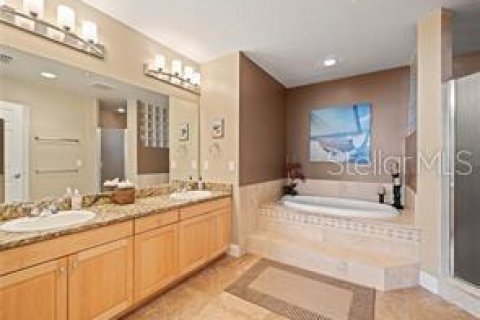 Condominio en alquiler en Redington Shores, Florida, 3 dormitorios, 185.34 m2 № 1813037 - foto 15