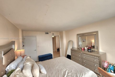 Copropriété à vendre à Sunny Isles Beach, Floride: 2 chambres, 115.2 m2 № 2004082 - photo 27