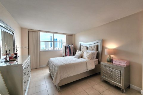 Copropriété à vendre à Sunny Isles Beach, Floride: 2 chambres, 115.2 m2 № 2004082 - photo 25