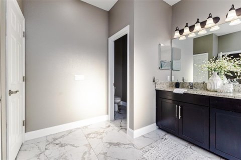 House in Lakeland, Florida 5 bedrooms, 284.93 sq.m. № 1528451 - photo 30