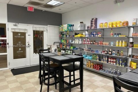 Condo in Sunny Isles Beach, Florida, 1 bedroom № 1935913 - photo 8