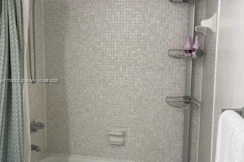 Condo in Sunny Isles Beach, Florida, 1 bedroom № 1935913 - photo 20
