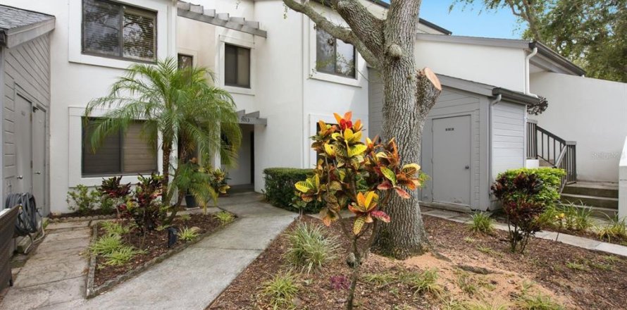 Condo à Largo, Floride, 2 chambres  № 2235408