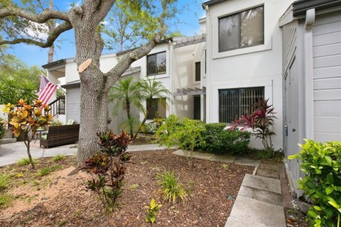 Copropriété à vendre à Largo, Floride: 2 chambres, 111.48 m2 № 2235408 - photo 2