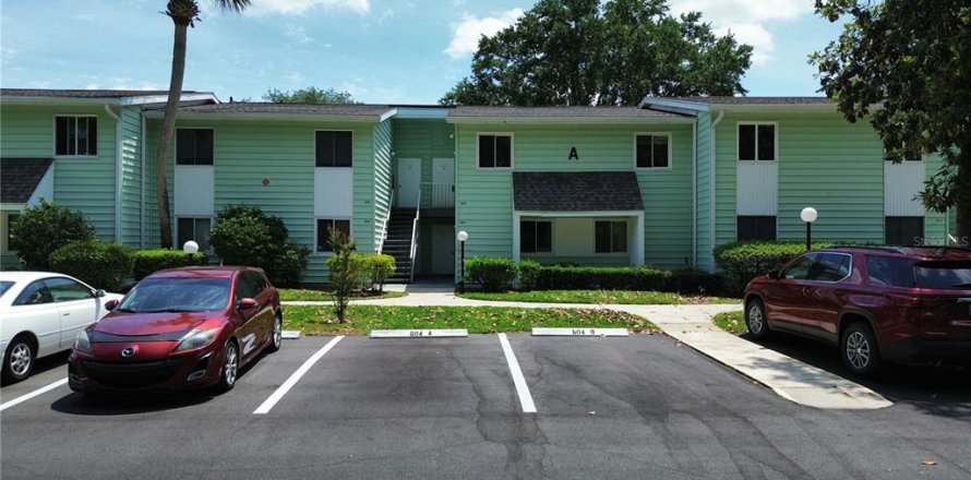 Condo in Ocala, Florida, 2 bedrooms  № 2381325