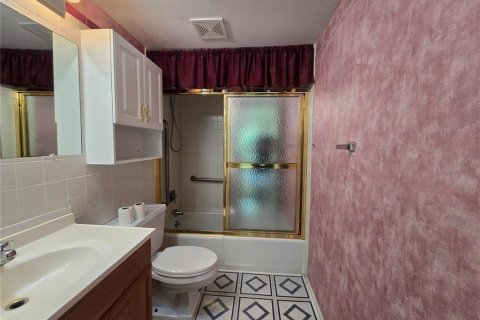 Condo in Ocala, Florida, 2 bedrooms  № 2381325 - photo 13