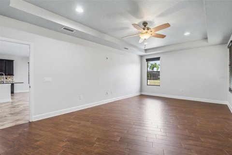House in Trinity, Florida 4 bedrooms, 289.58 sq.m. № 2120897 - photo 29
