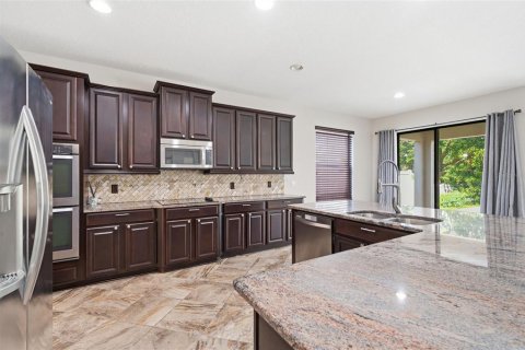 House in Trinity, Florida 4 bedrooms, 289.58 sq.m. № 2120897 - photo 13